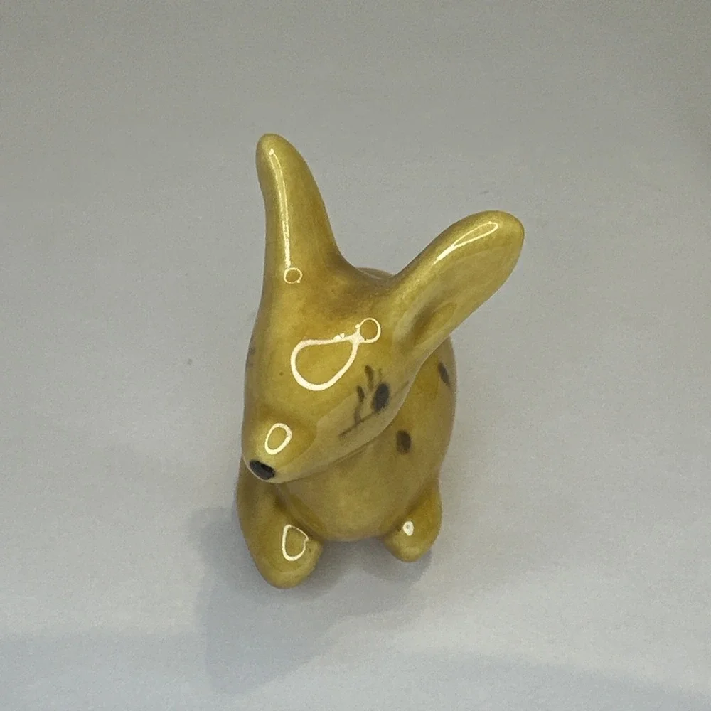 Vintage Deer Fawn Salt & Pepper Shakers Yellow Ceramic Glazed Japan